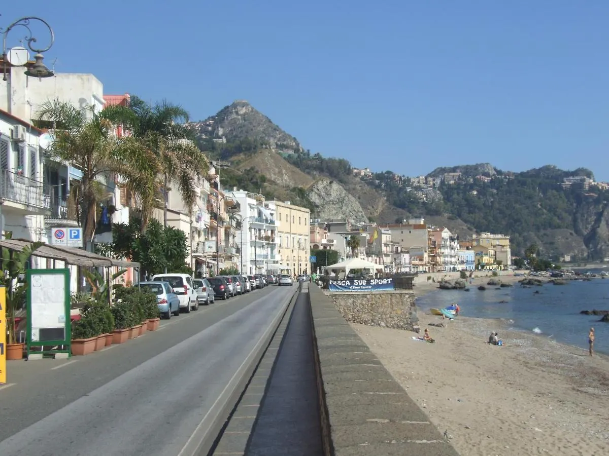 Villa Casa Nicole Giardini Naxos 0*,